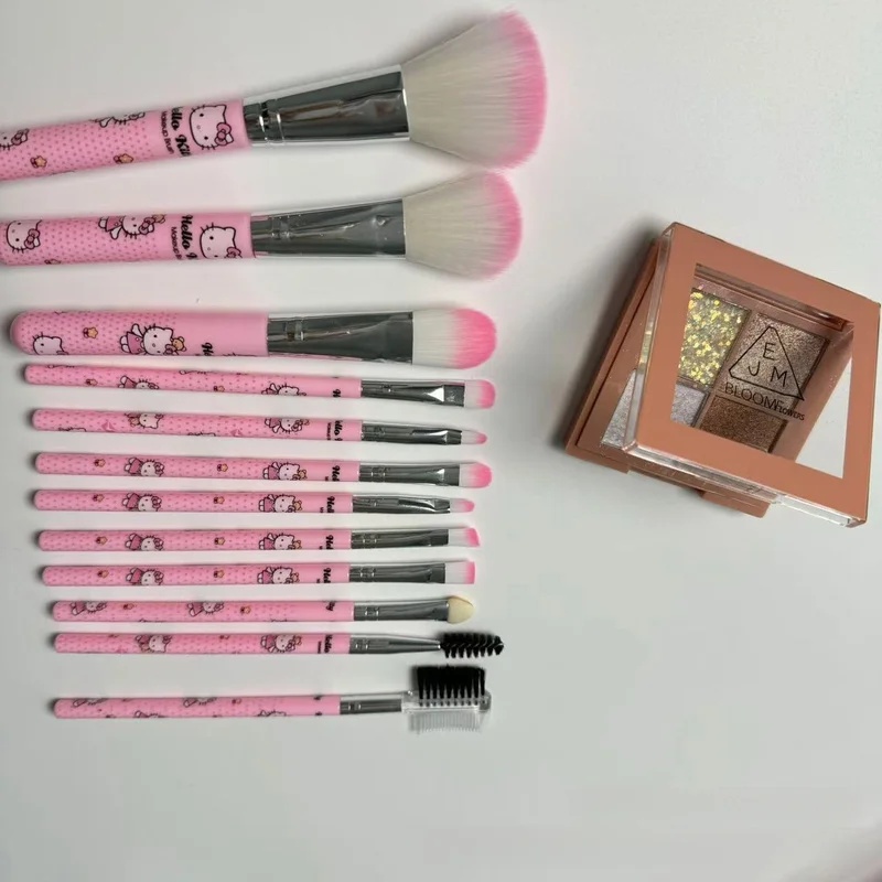 Hello Kitty 12 Parçalı Makyaj  - Beauty Makeup Gift Sets incelemesi ve fiyatı